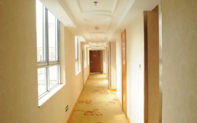 Vienna Hotel - Shenzhen Huazhisha Branch