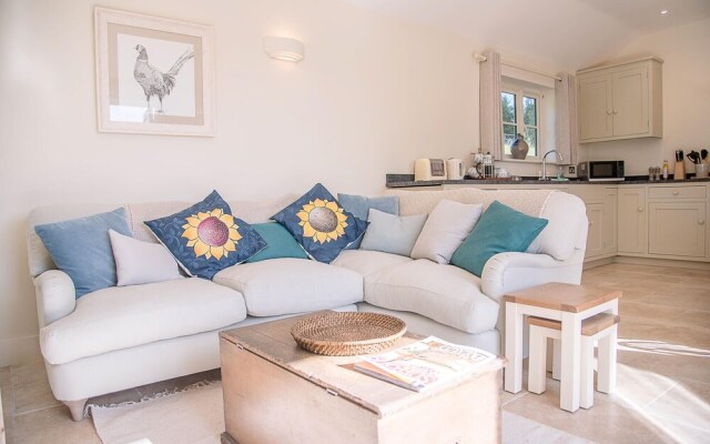 Hill Stables, Ufford