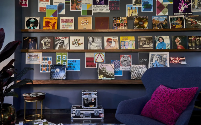 MOXY Minneapolis Uptown