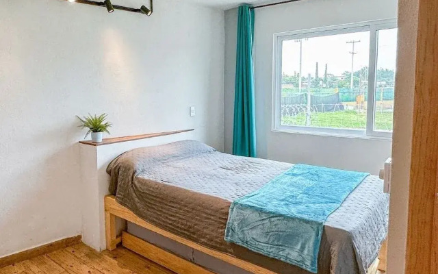 New Comfortable Retreat. Pool & BBQ