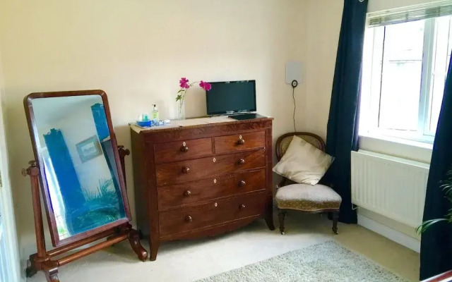 Lynbrook Guests House