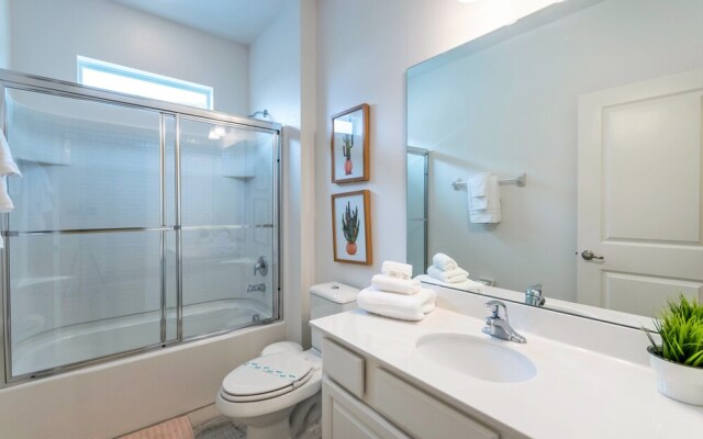 2628 Calistoga Avenue