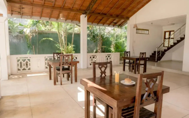 colonial bungalow