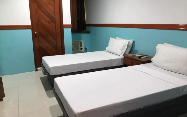 Garnet Hotel