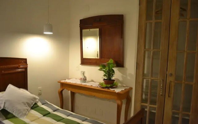 Casa Amarela Guest House - ZONA SUL