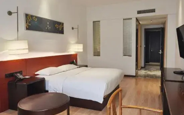 Yiwenge Hotel
