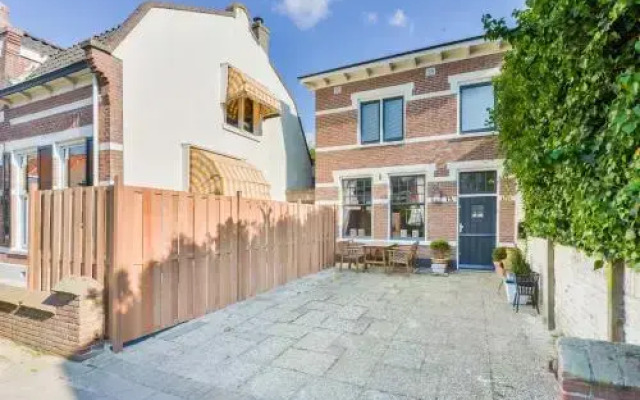Cute Beach House (4p), Free Parking