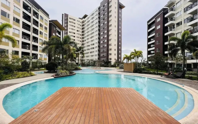 Hubomoto Avida Suites