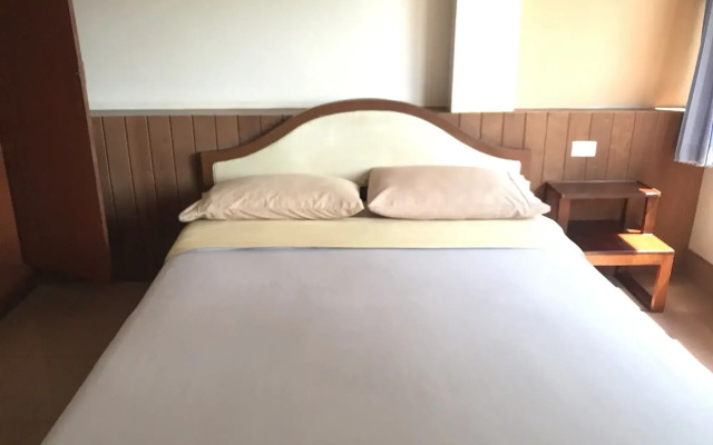 Sirimongkol Hotel