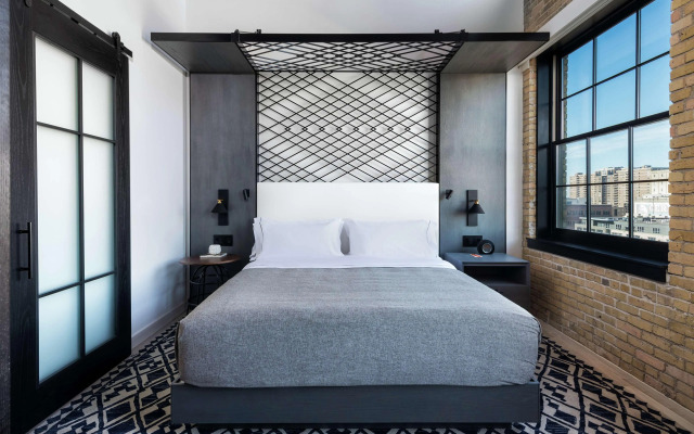 Canopy by Hilton Minneapolis Mill District