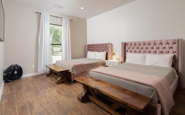 The White House on the Horseshoe