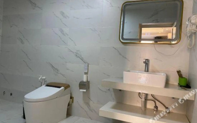 Ruibo·yun hotel(Suning railway station store)