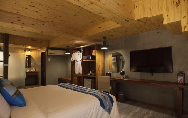 Sanae' Townhouse Chiang Mai