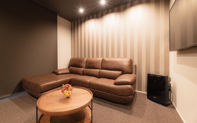 GRAND BASE Hakata Premium