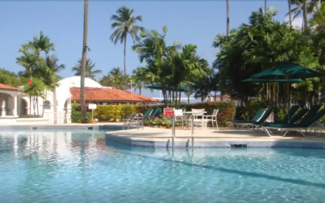 Glitter Bay Suites