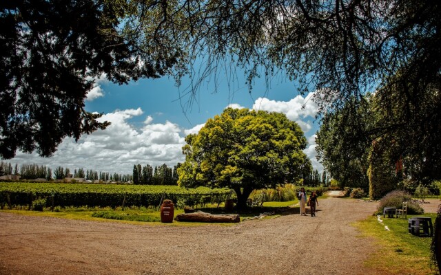Lodwine Lodges