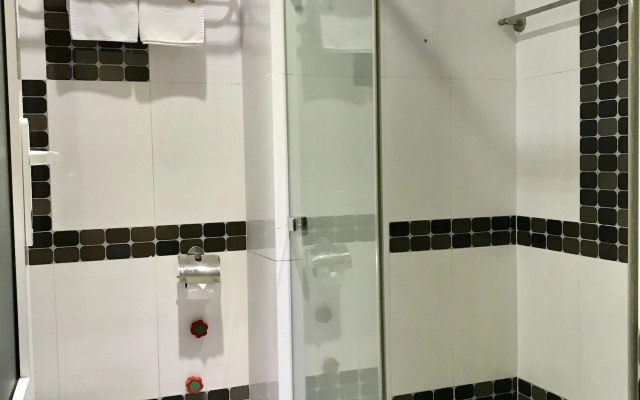Hoang Yen Canary Hotel