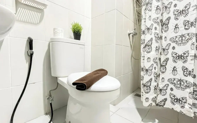Brown Accent 2Br At Apartment Casa De Parco