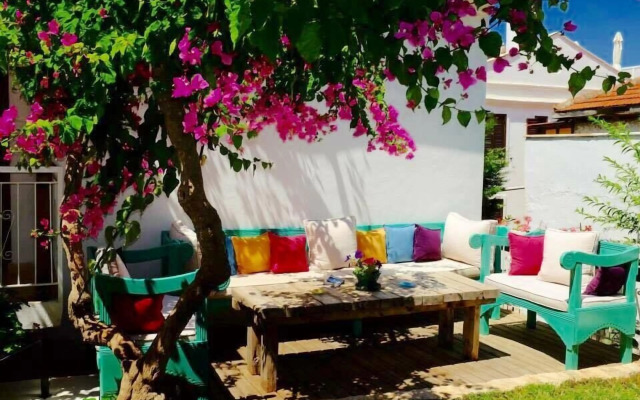 The White House Kalkan