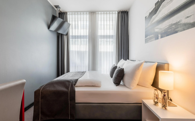 Garner Berlin Gendarmenmarkt, an IHG Hotel