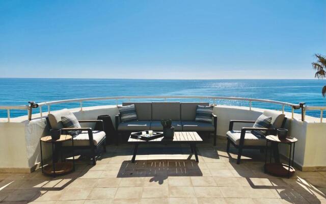 E18 Primera línea playa - Espectacular dúplex, vistas únicas- Estepona