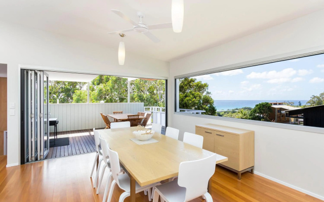 7 Roseby Court