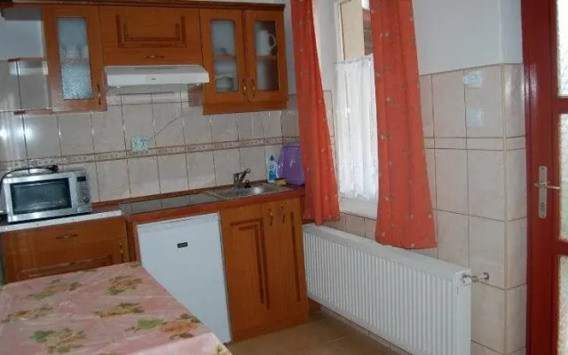 Zách Klára utcai Apartman