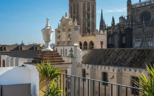 Apartment in Front of the Cathedral. 2 Bedrooms. Catedral I