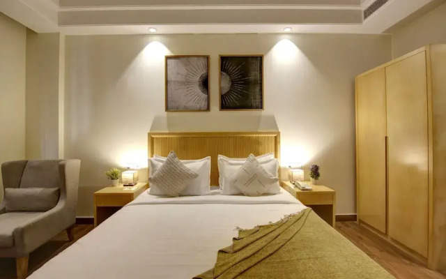 Saltstayz Select - Galleria Market & Golf Course Road