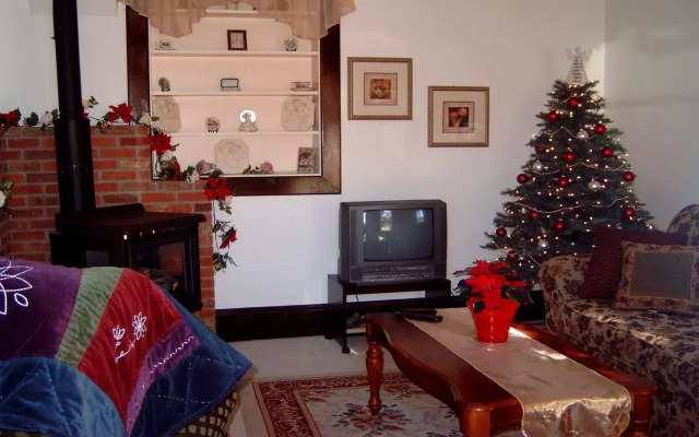 Victorian Rose Country Inn