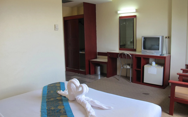 Chumphon Palace Hotel