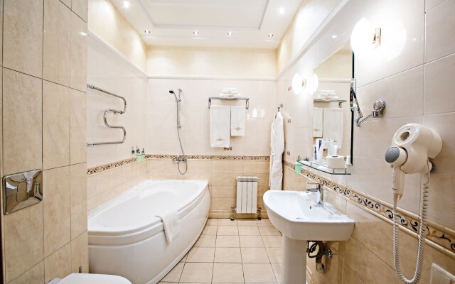 Metropol Hotel