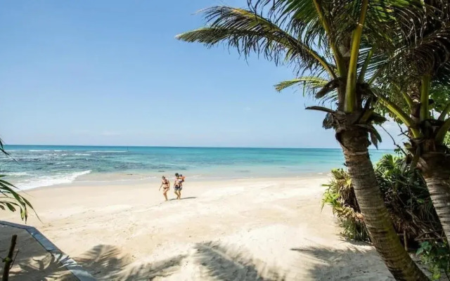 The Chalet - Whole Villa 2 Bedroom (Sleeps 4)