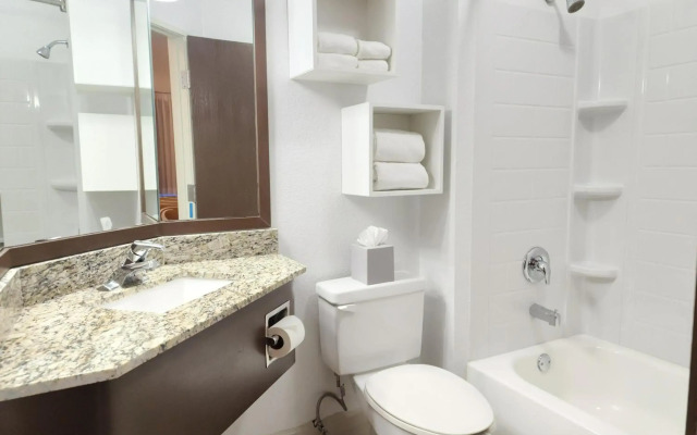 Quality Inn & Suites Denver International Airport