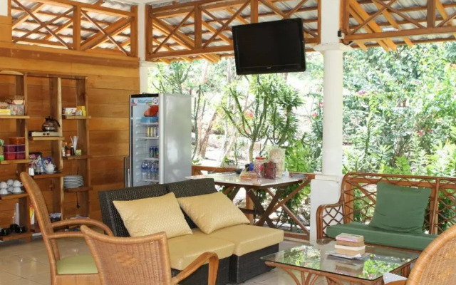 Waecicu Eden Beach Hotel