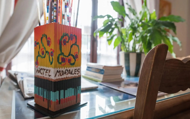 Hotel Morales