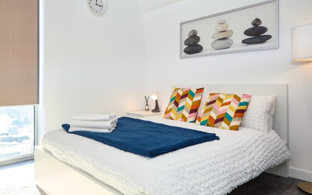 Immaculate 2-bed Apartment in London