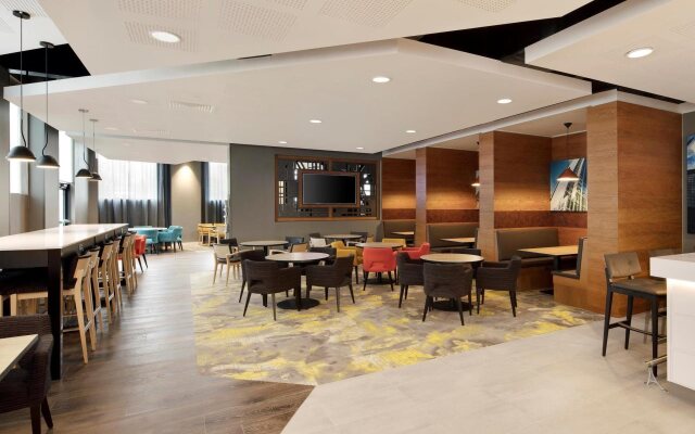 Hampton by Hilton London Docklands