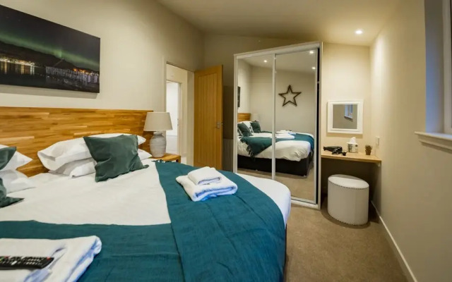 Osprey, Sleep 6, Private hot Tub, pet Friendly