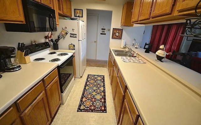 14 Pin - Two Bedroom Cabin