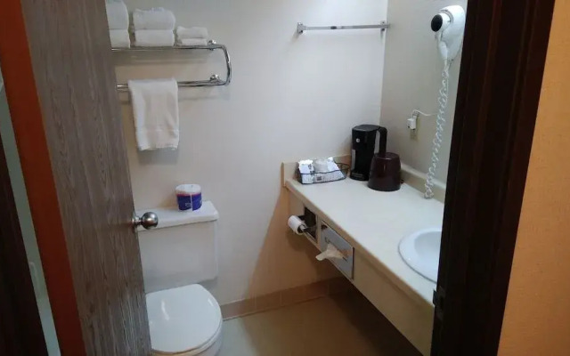 Wautoma Inn