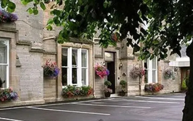 The Fox & Willow