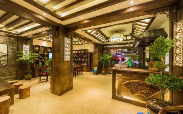 Qianyuan Inn (Lijiang Anshang)