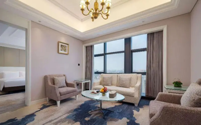 Grand Mercure Wuxi Huishan