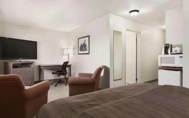 Days Inn - Steinbach