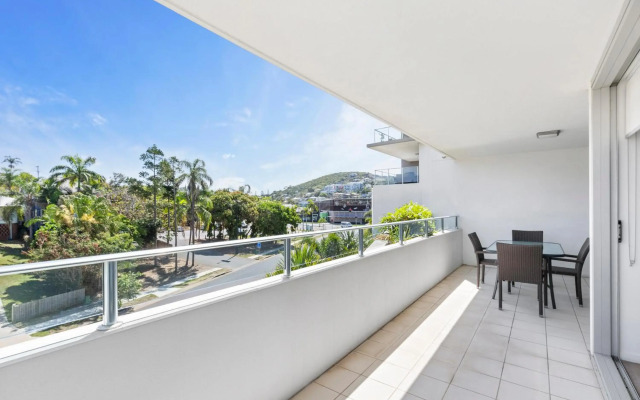 Echelon Apartments