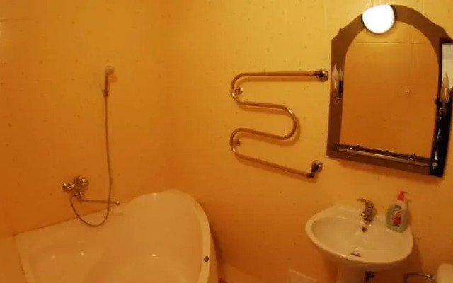 Hotel and restaurant complex "Intourist"