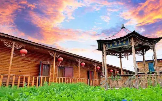 Ergun Shiwei Linjiang Sophia Family Tour Homestay