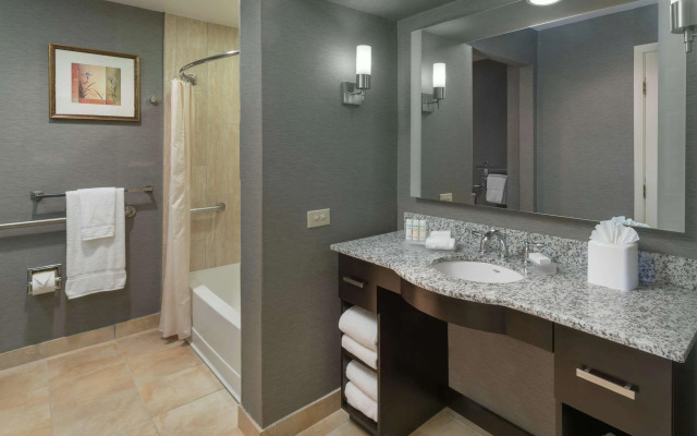 Homewood Suites by Hilton Chicago - Schaumburg