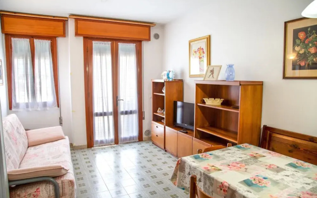 Centric Apartment by the Beach